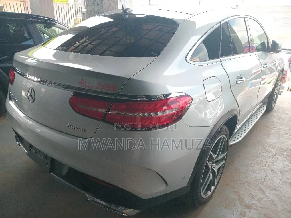 Mercedes-Benz GLE-Class 2016 Silver