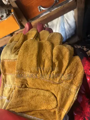 Hand Gloves