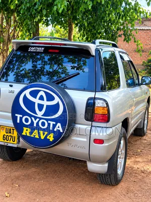 Toyota RAV4 Automatic 2000 Silver