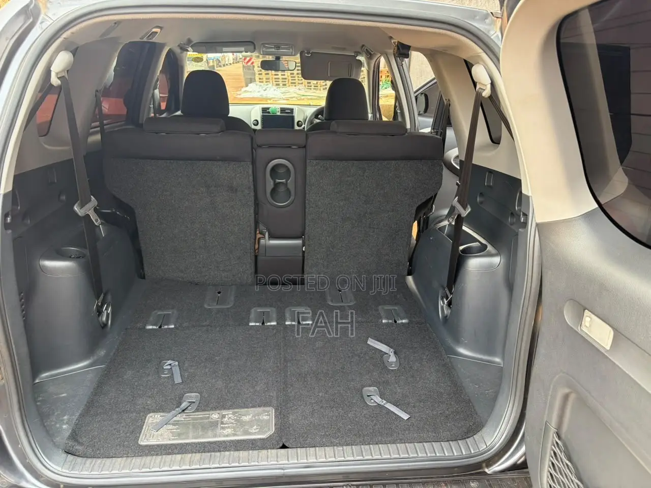 Toyota Vanguard 2011 Gray