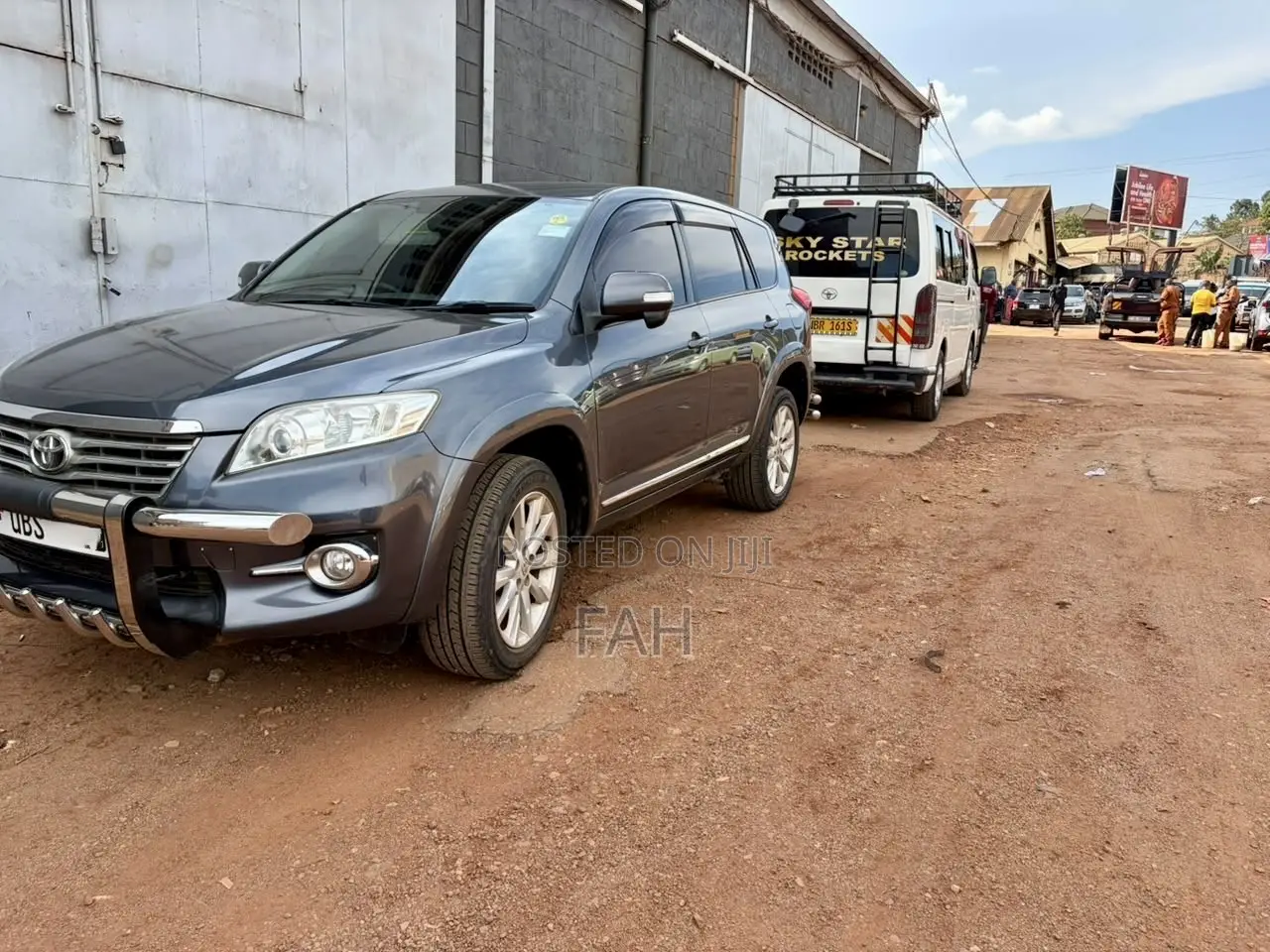 Toyota Vanguard 2011 Gray