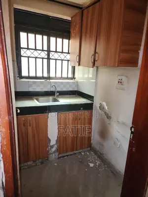 2bdrm House in Janet Apartments, Central Division for rent