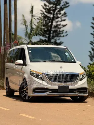Mercedes-Benz Viano 2016 White