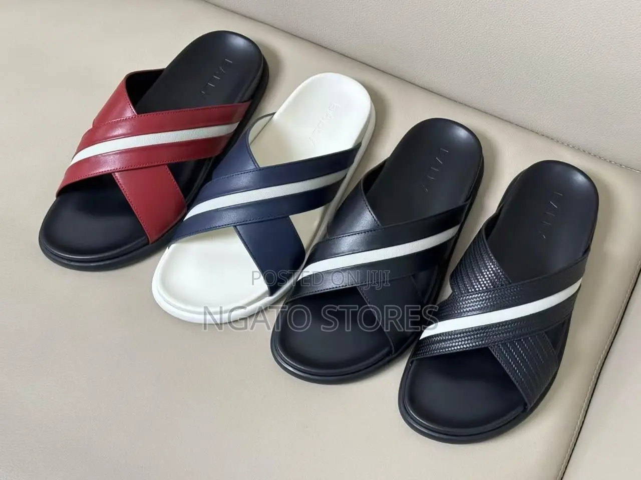 0riginal Bally Leather Slide in Sandals