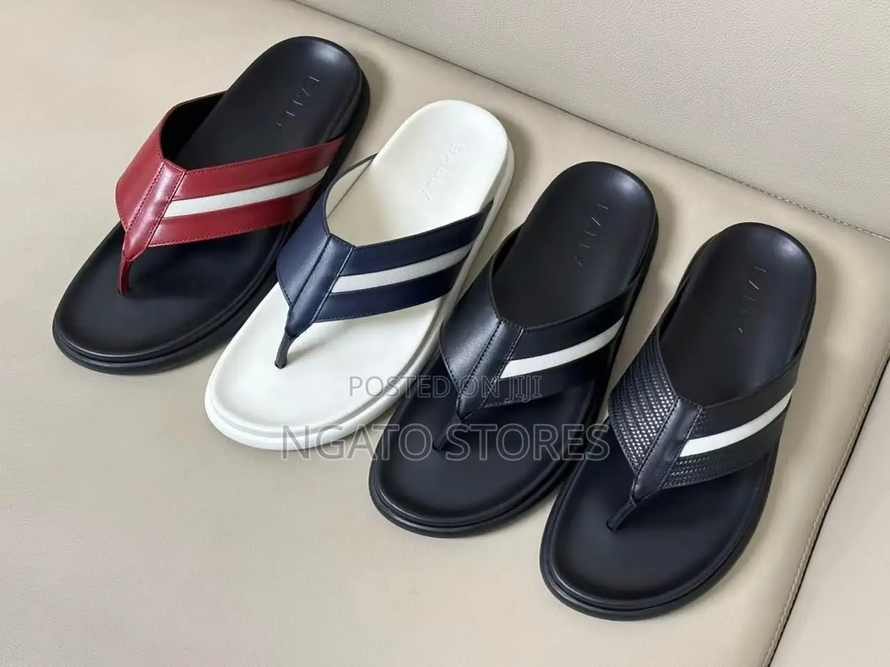 0riginal Bally Leather Slide in Sandals