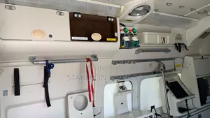Toyota HiAce 2018 White