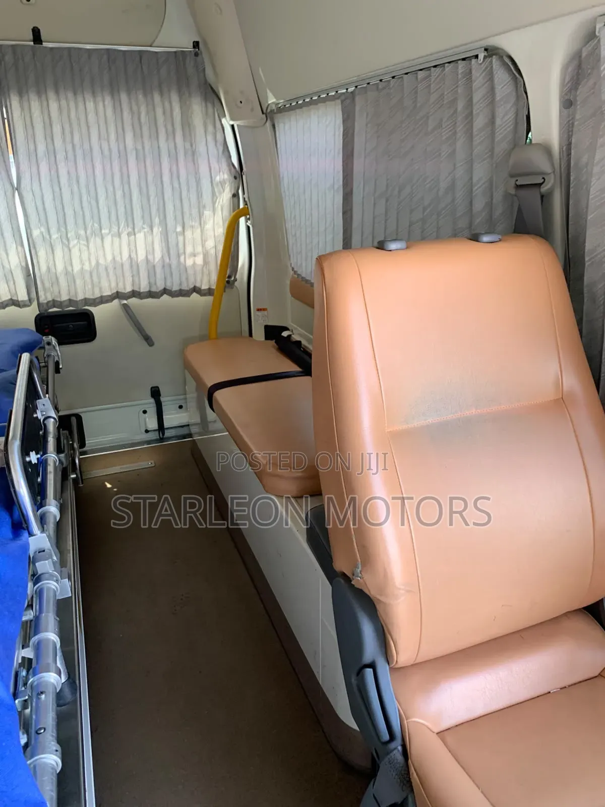Toyota HiAce 2018 White