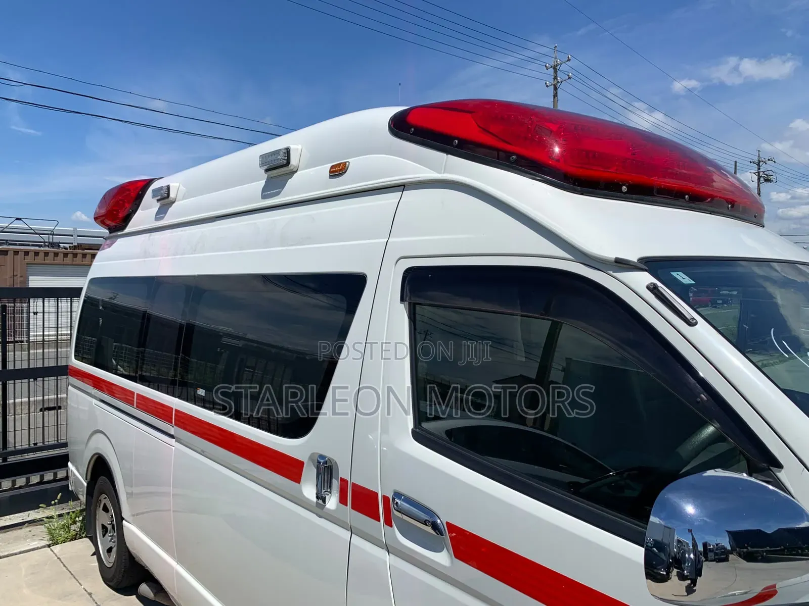 Toyota HiAce 2018 White