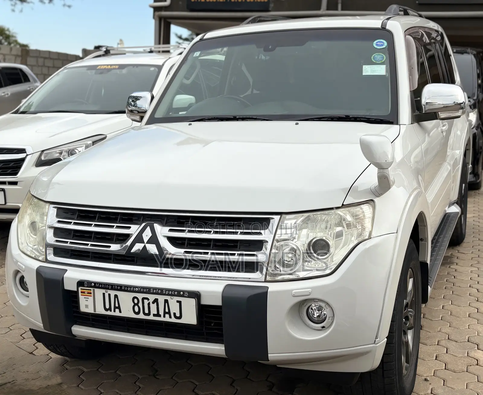 Mitsubishi Pajero 3.2 Di-Dc GLS 2011 White