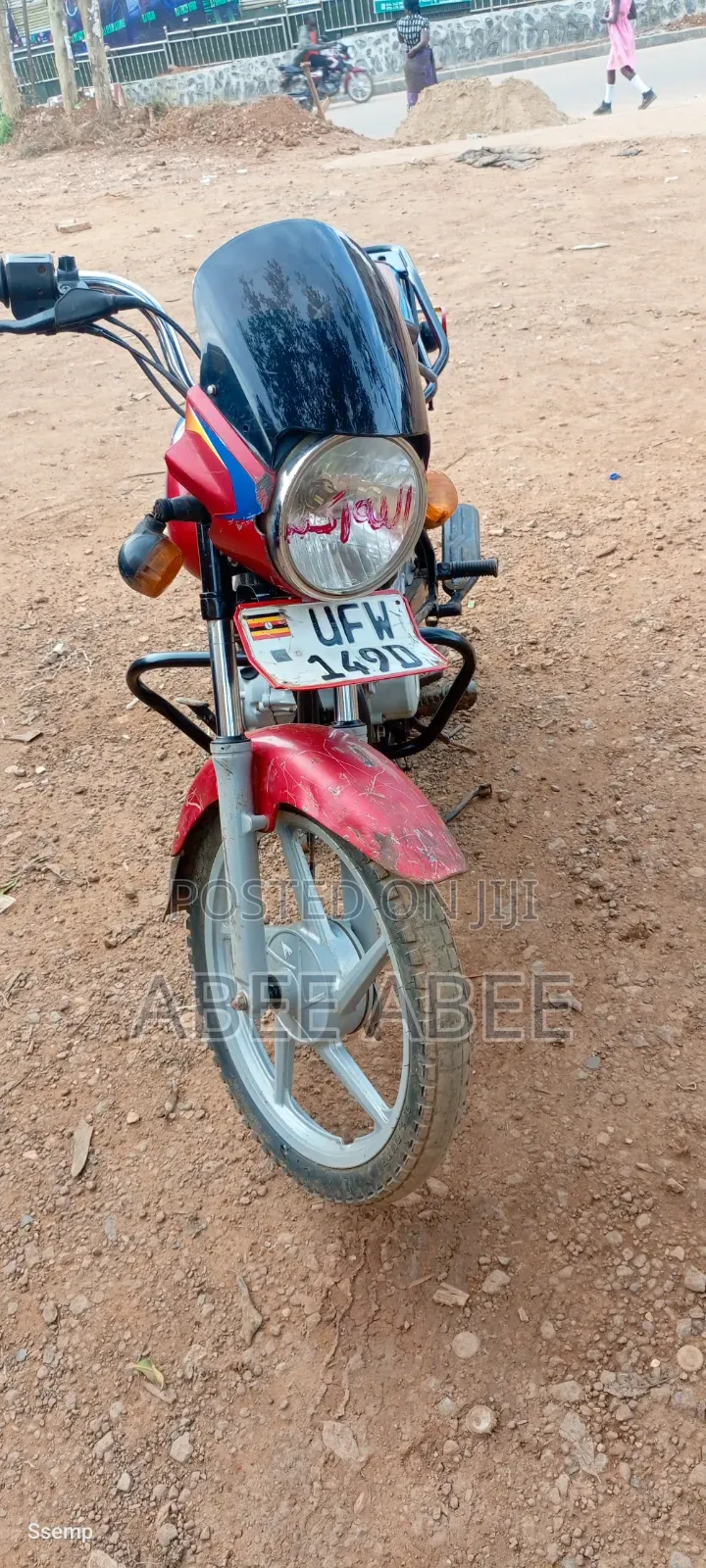 Bajaj CT 125X 2024 Red