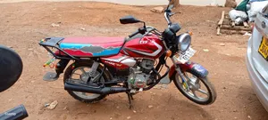 TVS HLX 125 2022 Red