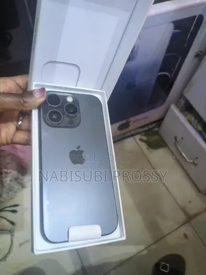 New Apple iPhone 16 Pro 128 GB Black