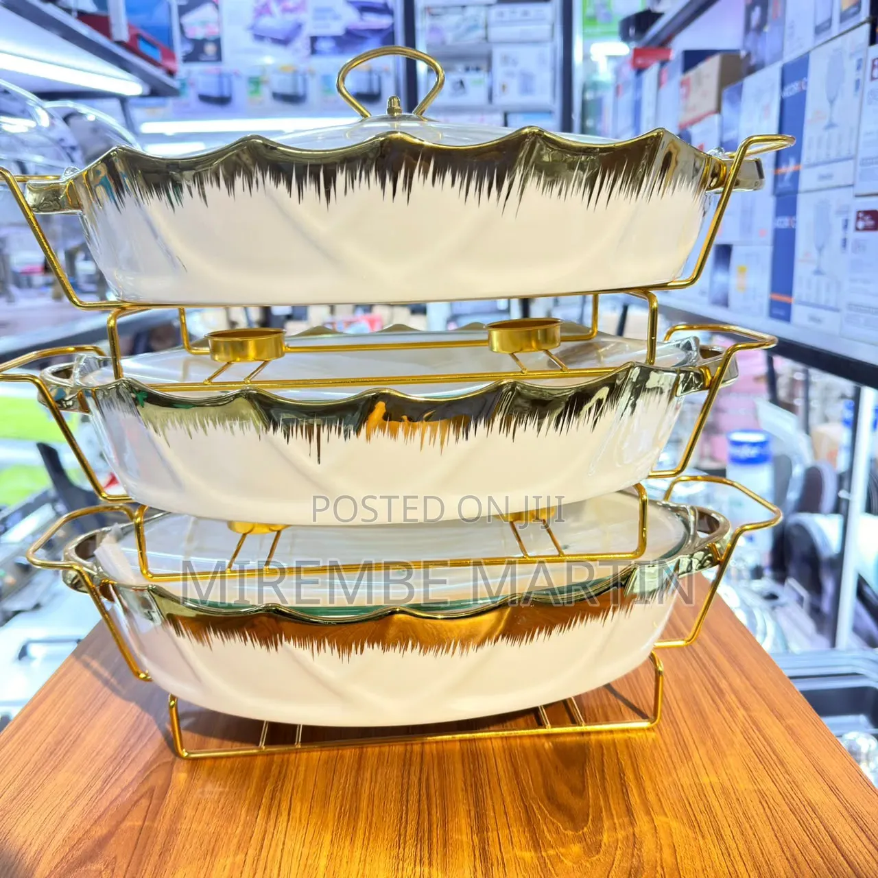 Gold Serving Dishes With Glass Covers at