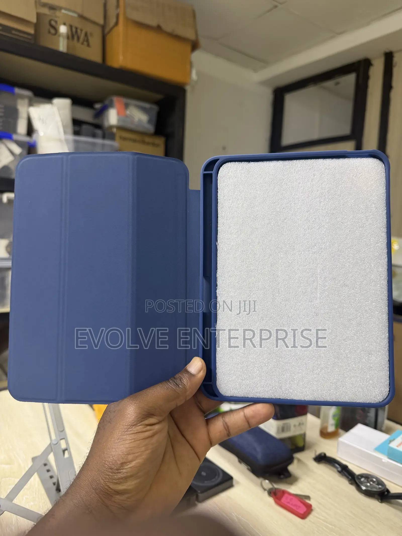 Apple iPad Mini 6/7 Silicone Flip Cover