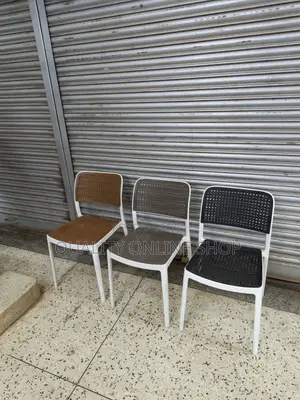 Solid Backrest Plastic Chairs Plastic Chairs