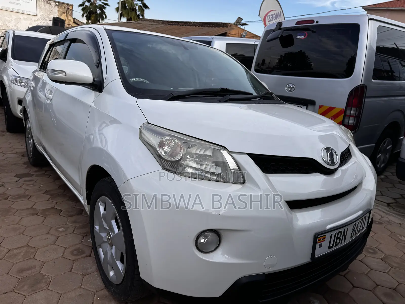 Toyota IST 2010 White