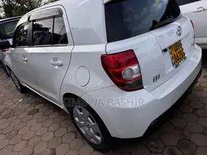 Toyota IST 2010 White