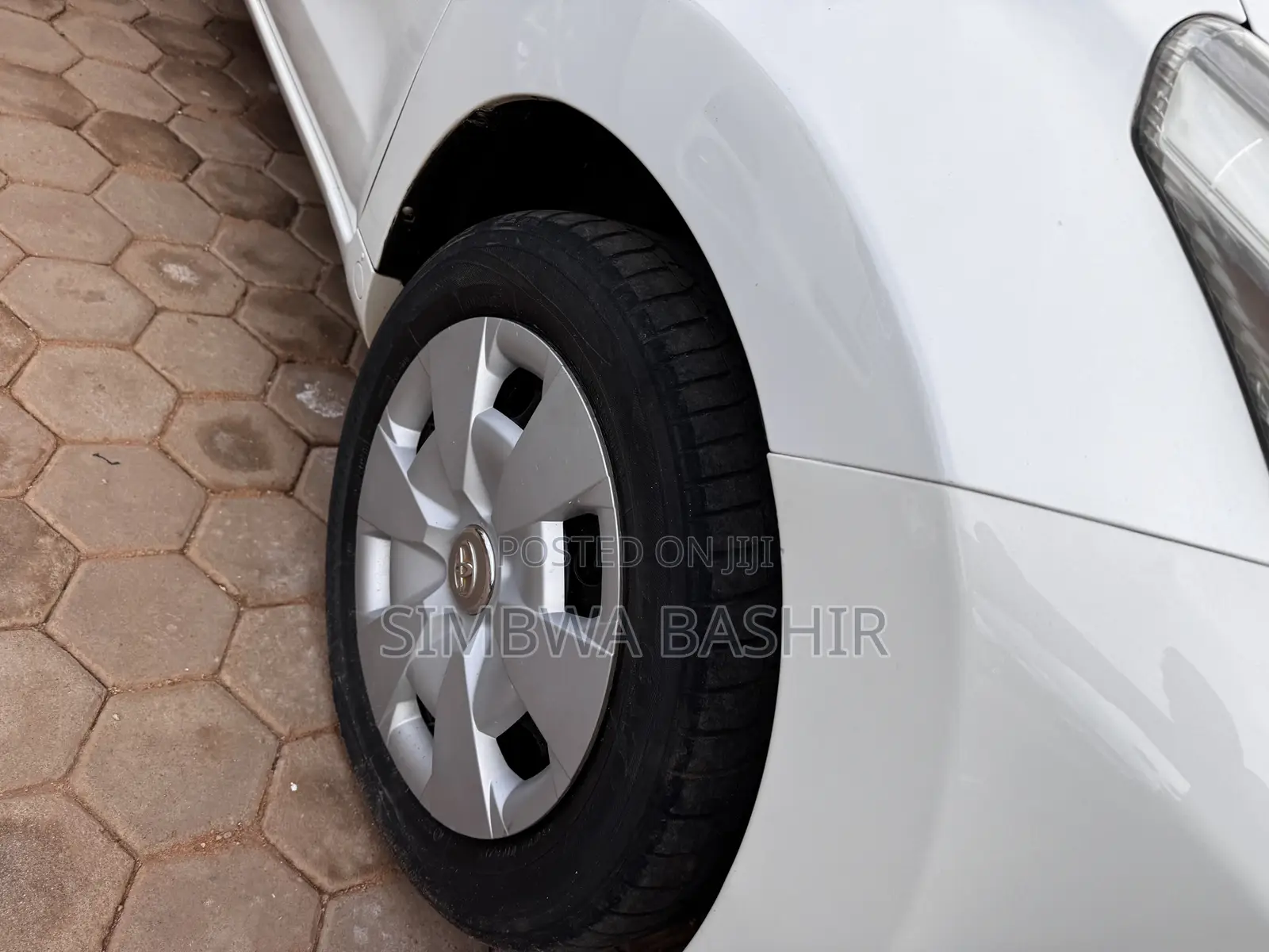 Toyota IST 2010 White