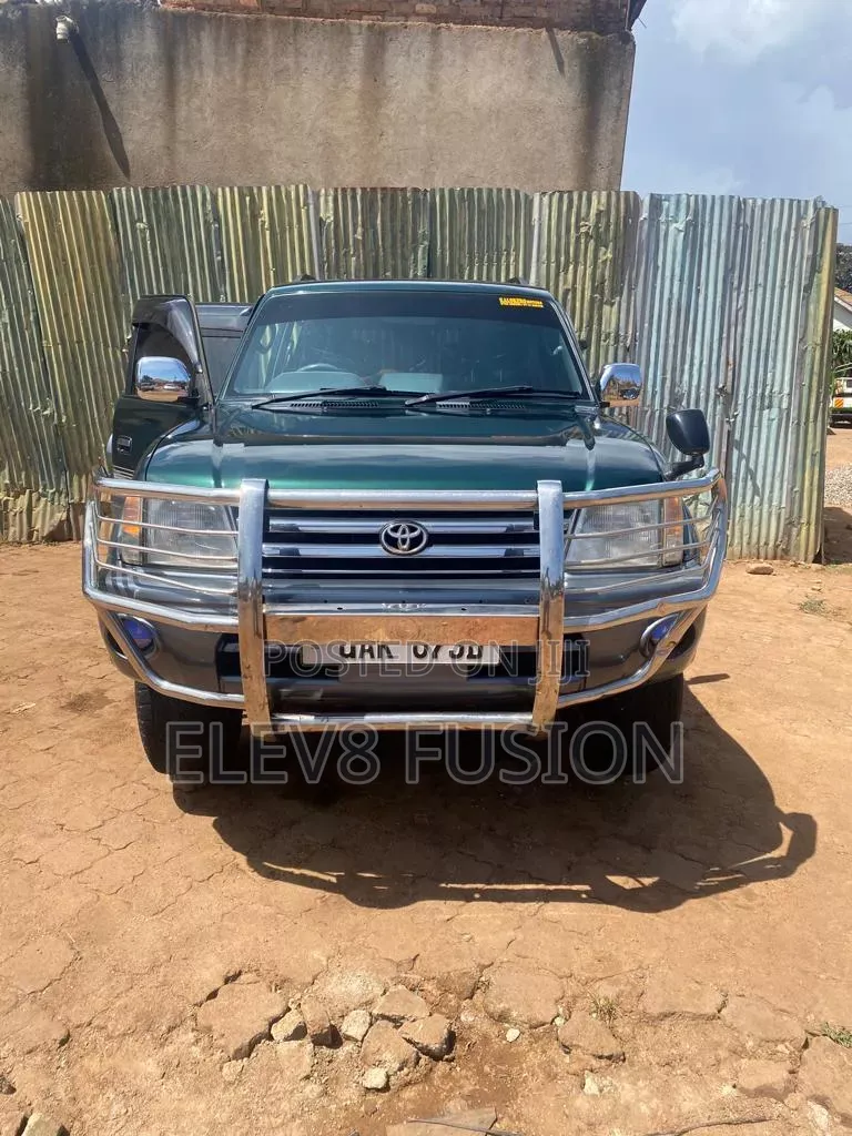 Toyota Land Cruiser Prado 1998 Green