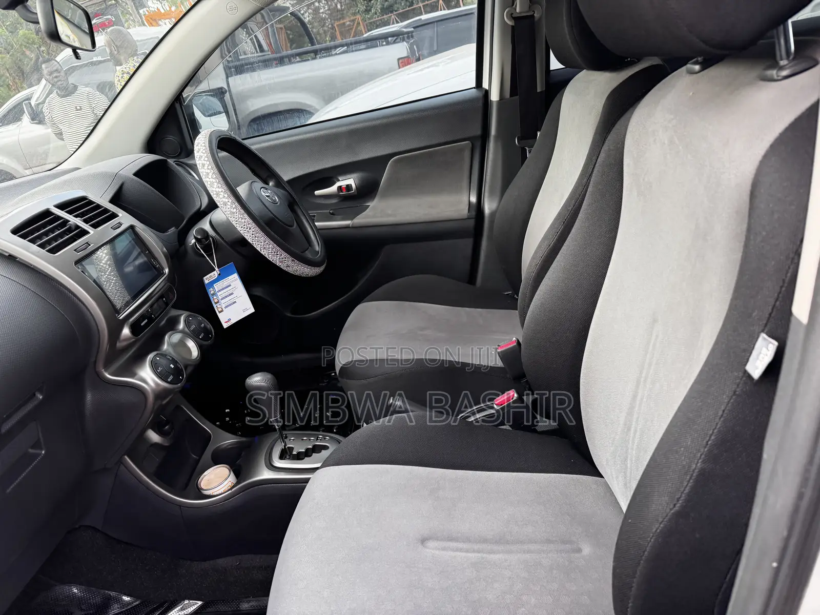Toyota IST 2010 White