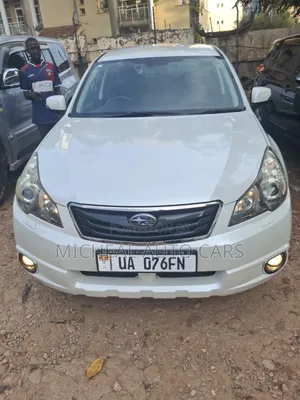 Subaru Outback 2011 White