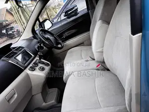 Toyota Passo Sette 2010 Blue