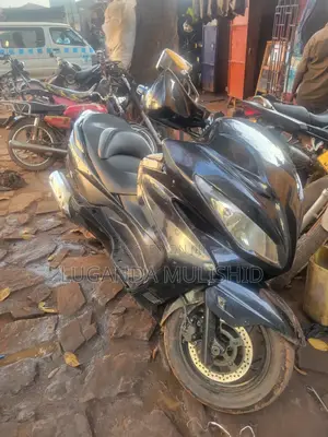Suzuki 2019 Black