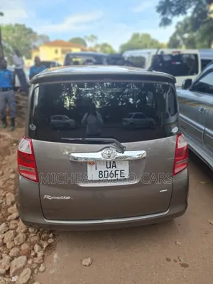 Toyota Ractis 2010 Gray