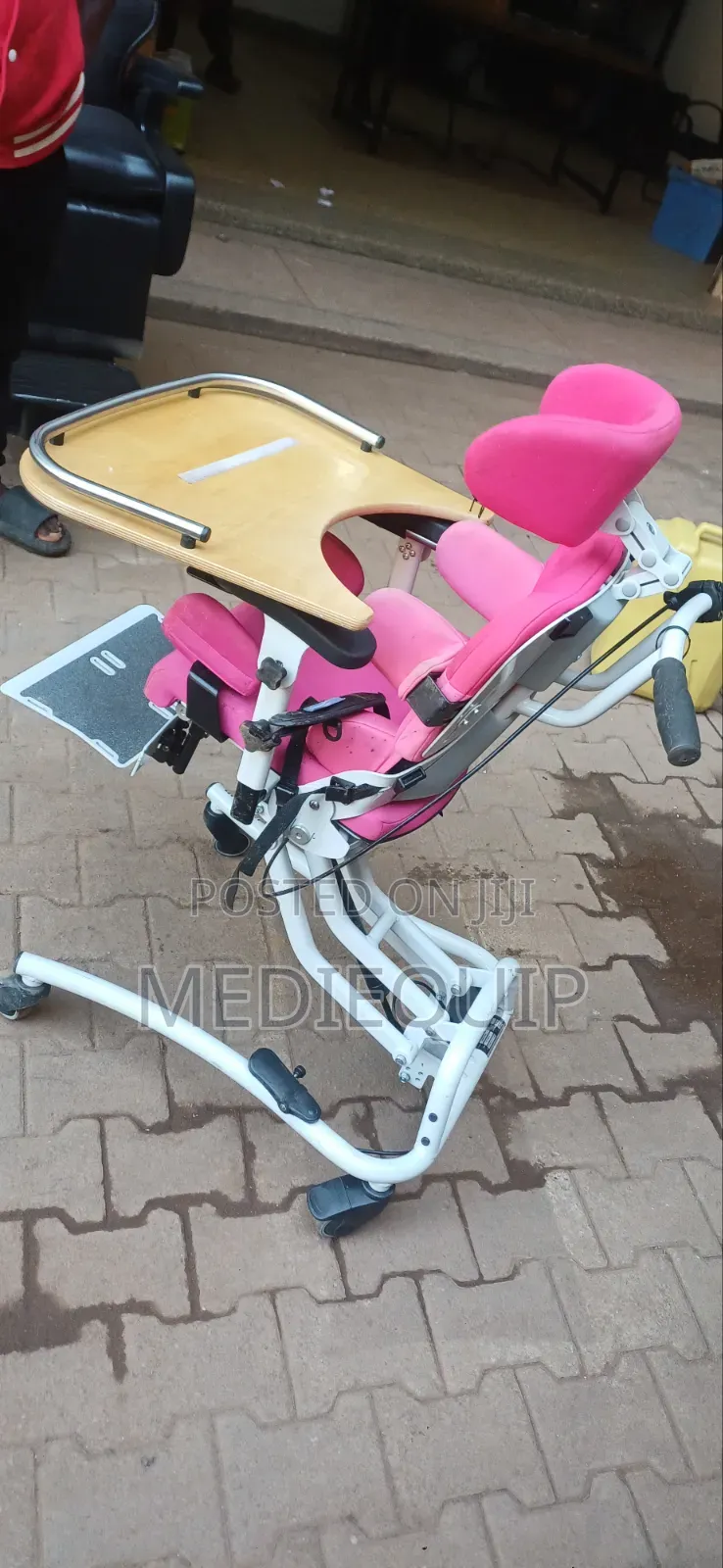 Pediatric Seating Machine