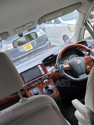 Toyota Wish 2012 White