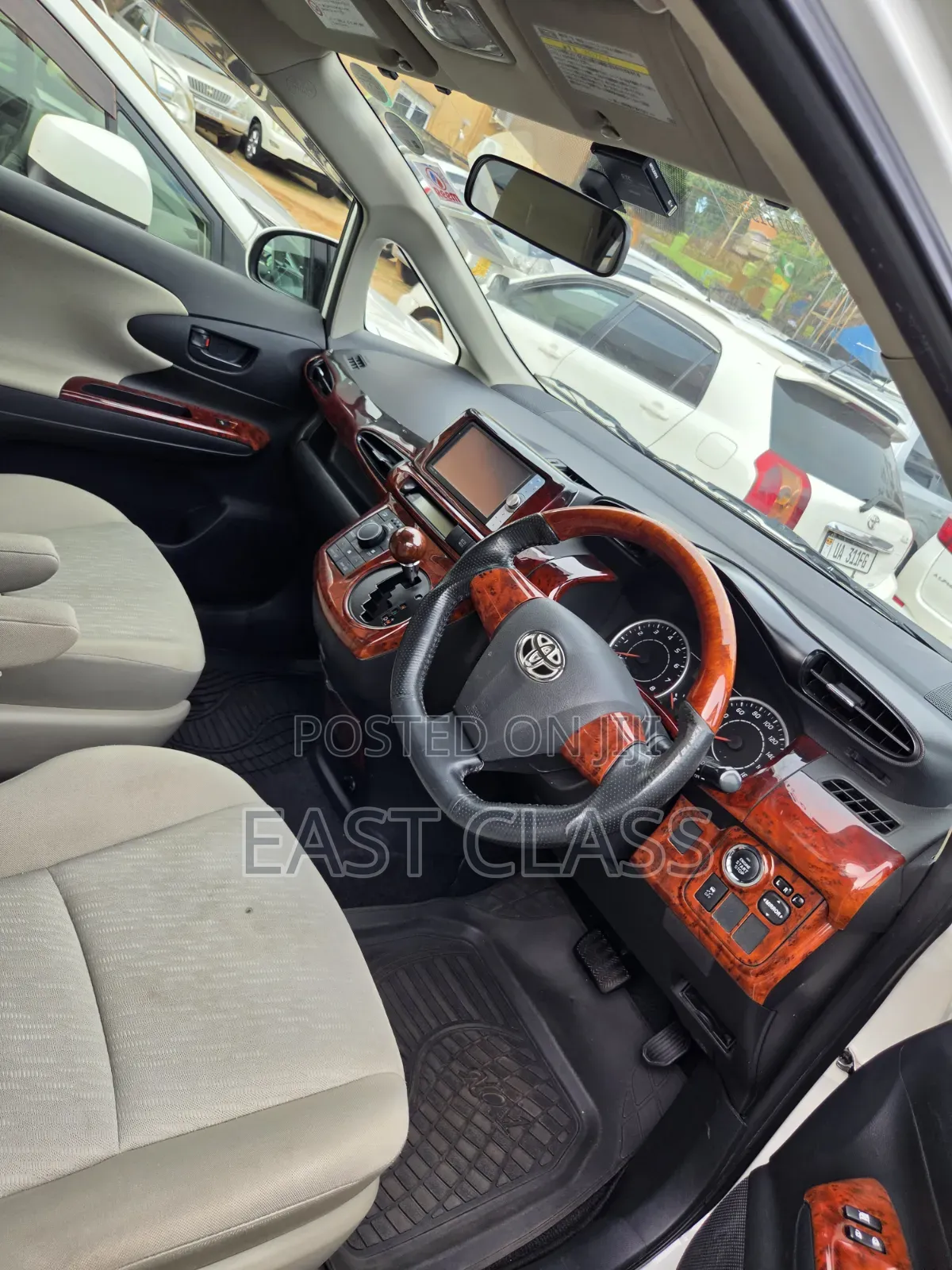 Toyota Wish 2012 White