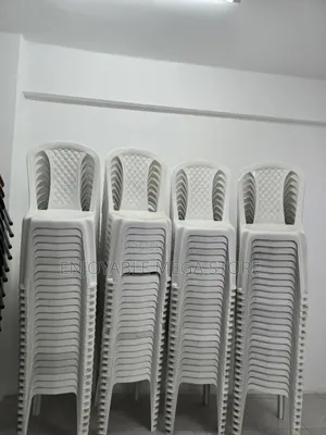 1Pcs Stackable Plastic Chairs Plastic Chairs