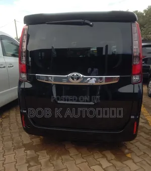 Toyota Noah 2017 Black