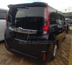 Toyota Noah 2017 Black