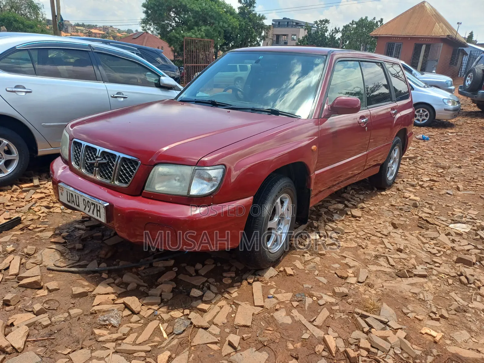 Subaru Forester 2.0 S 2000 Red