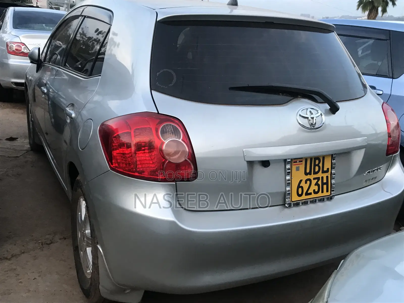Toyota Auris 2009 Silver
