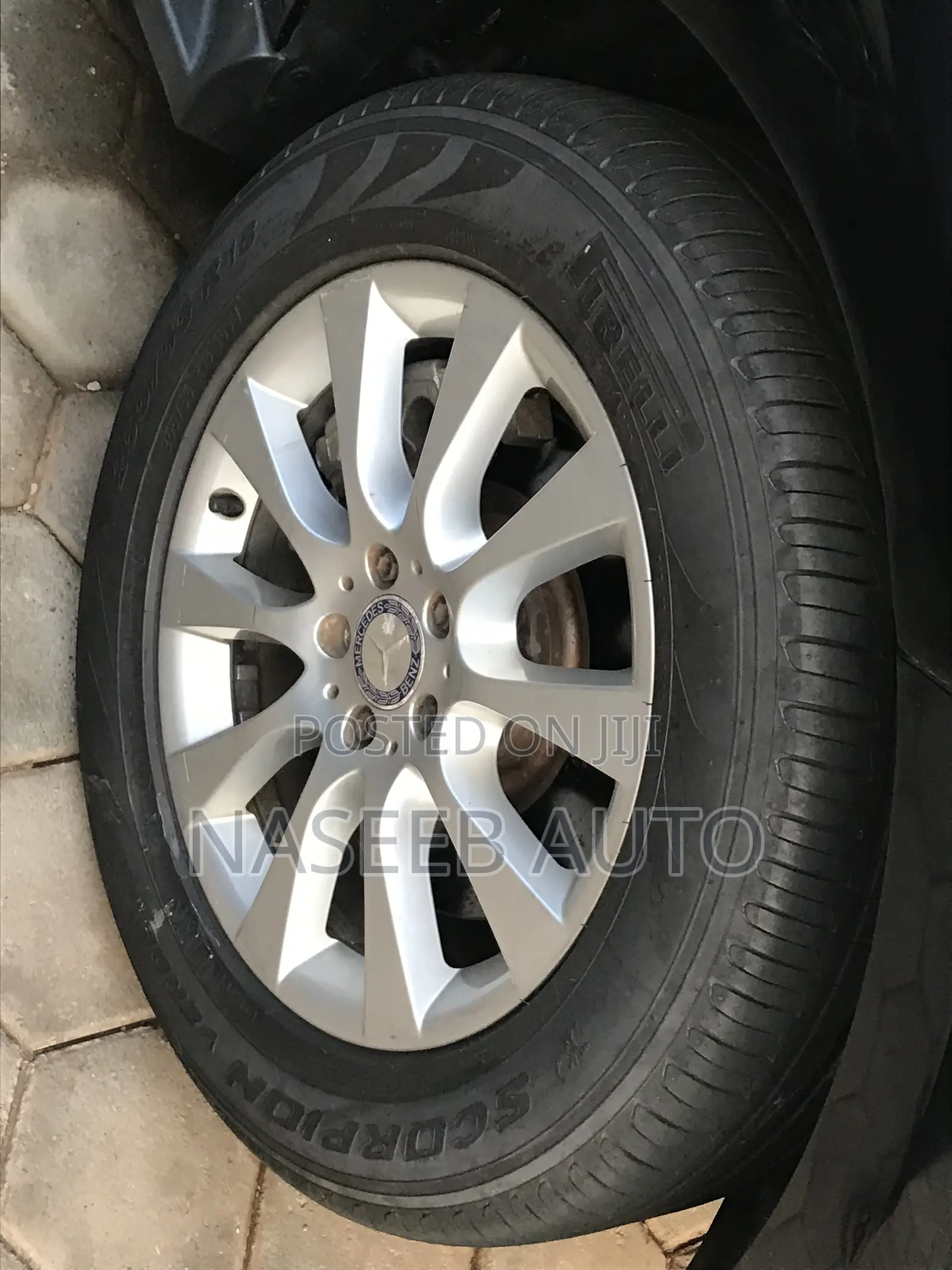 Mercedes-Benz M Class 2012 Black