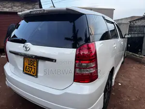 Toyota Wish 2006 White