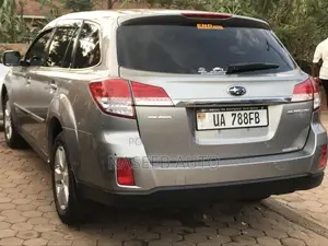 Subaru Outback 2012 Gray