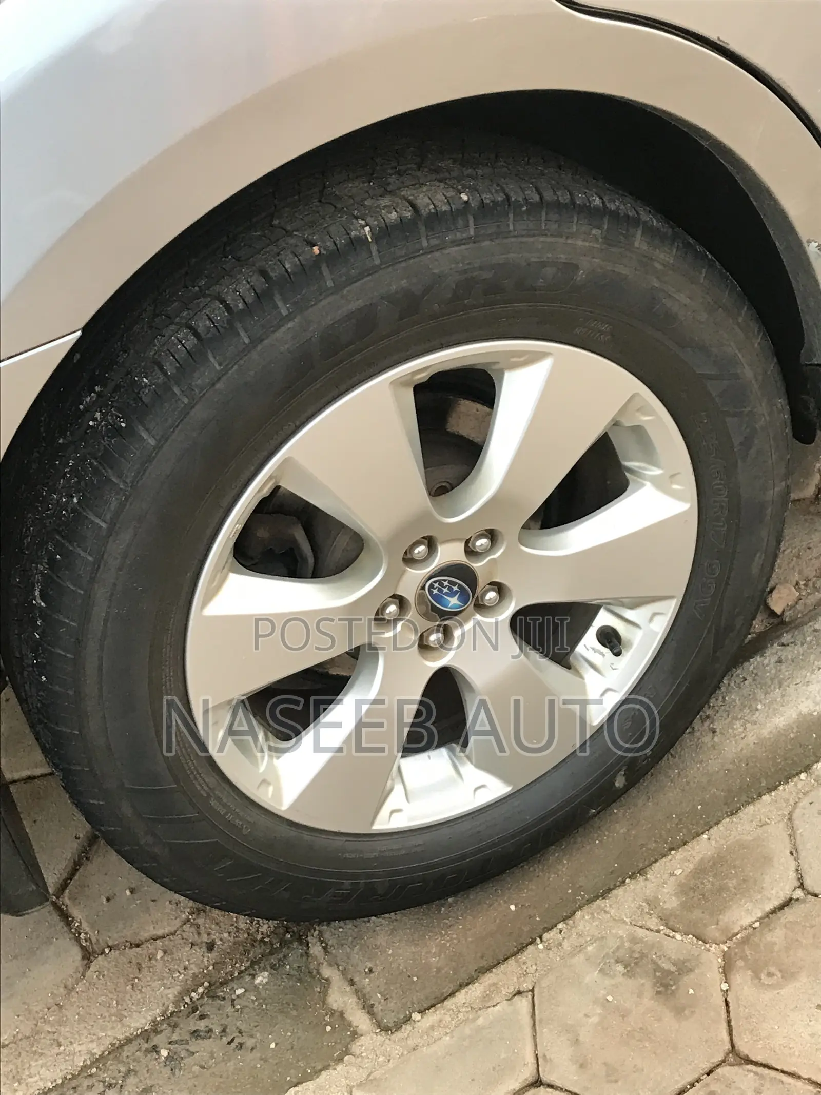 Subaru Outback 2012 Gray