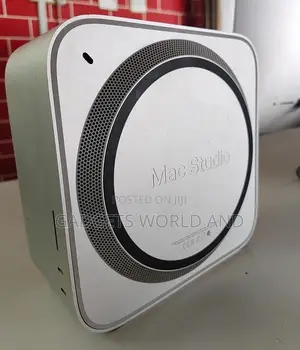 Desktop Computer Apple Mac Studio 32GB Apple M1 Max SSD 1T