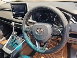 Toyota RAV4 2020 Gray