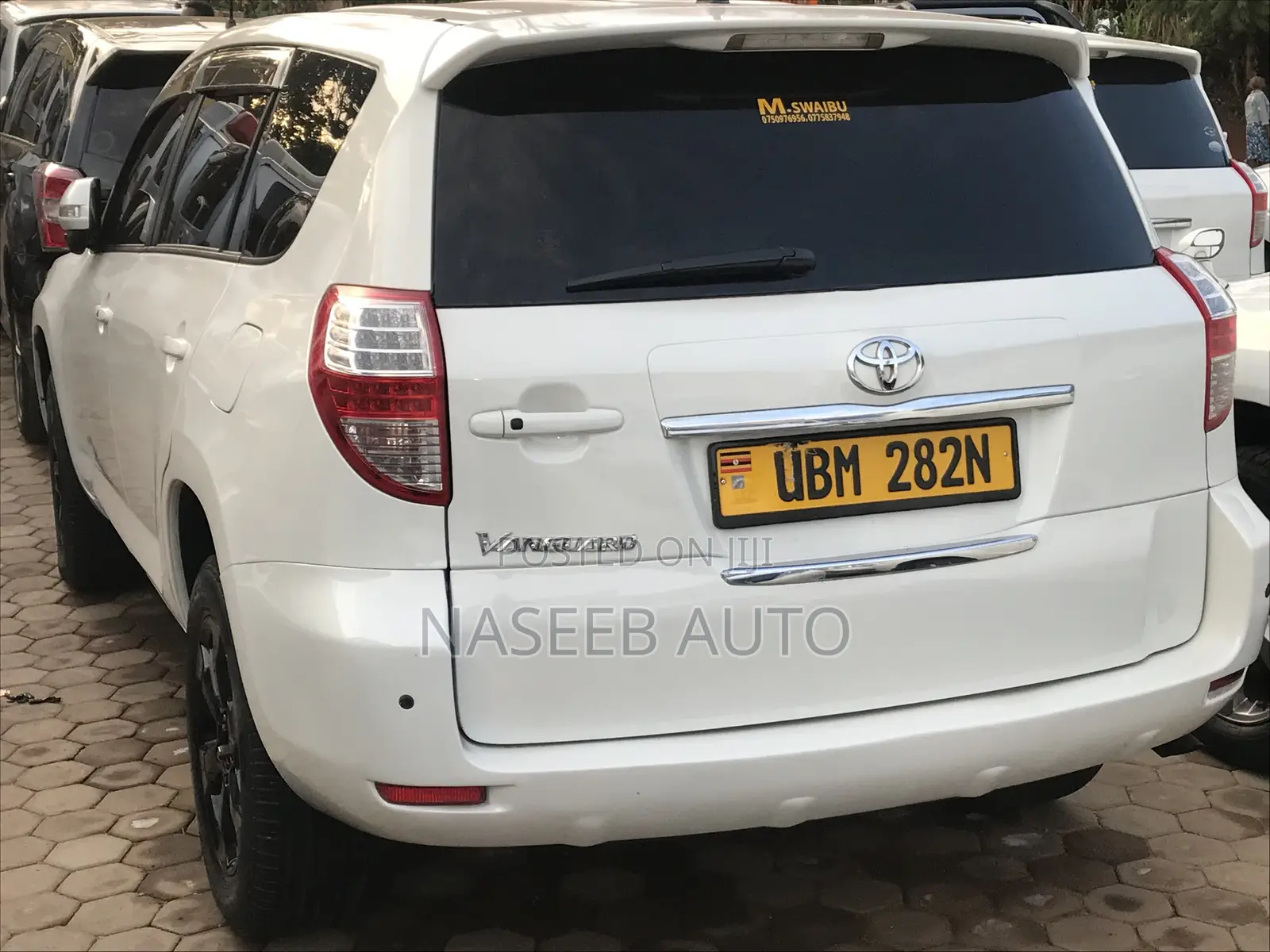 Toyota Vanguard 2009 White