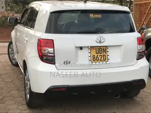 Toyota IST 2008 White