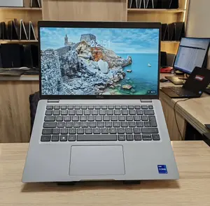 New Laptop Dell Latitude 5340 16GB Intel Core i7 SSD 512GB