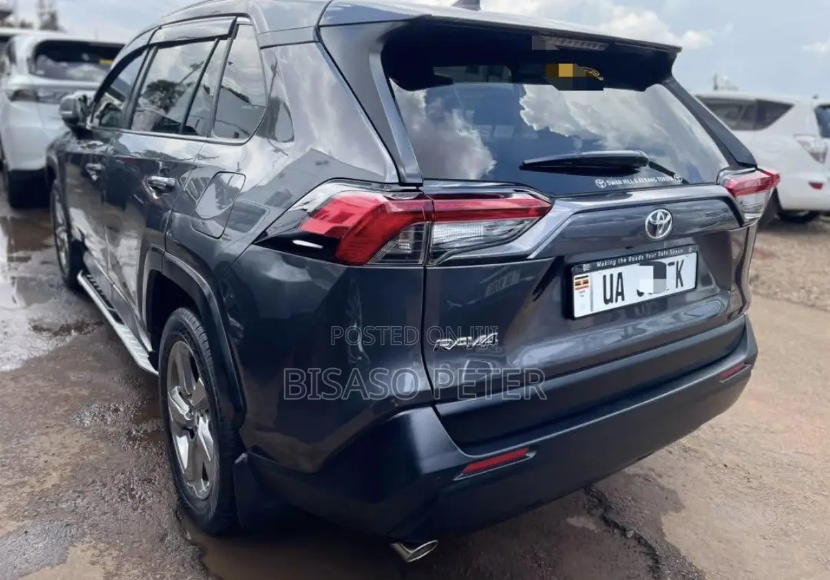 Toyota RAV4 2020 Gray