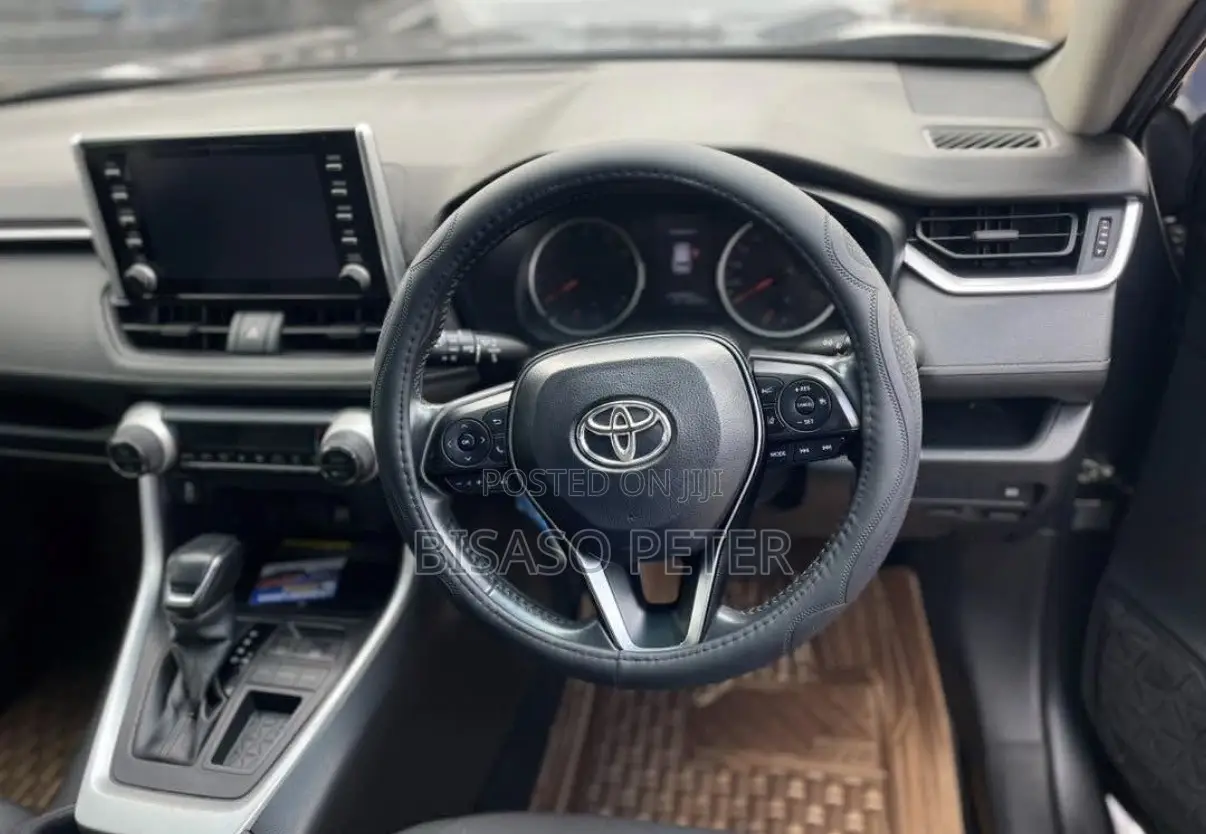 Toyota RAV4 2020 Gray