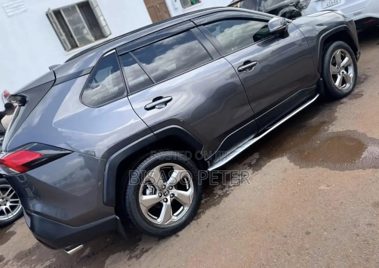 Toyota RAV4 2020 Gray