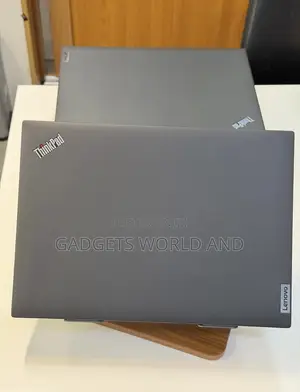 New Laptop Lenovo ThinkPad T14s Gen 2 16GB Intel Core i5 SSD 256GB