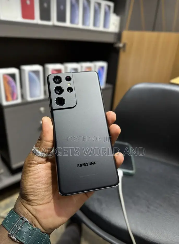 New Samsung Galaxy S21 Ultra 5G 128 GB Black